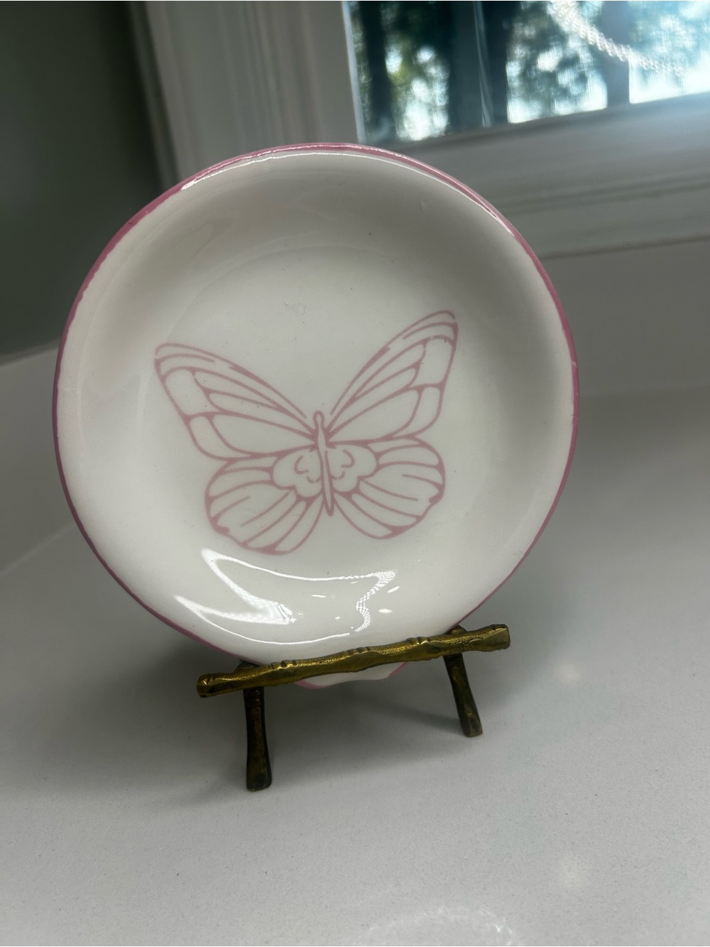 NEW Dolly Parton pink
Butterfly Ceramic Spoon Rest
Trinket Dish 5".